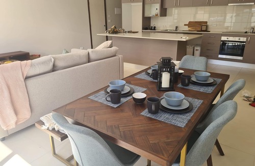 Malua Bay Apartment | Stylish duplex/apartment in quiet family street just 500m from patrolled beach