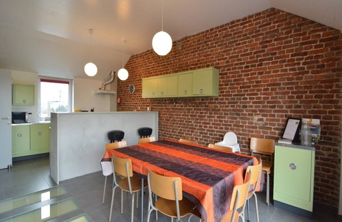 Clavier Cottage | Stylish Duplex with Sauna