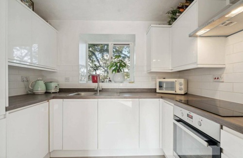 Watford Apartment | Stylish & Elegant 1 bed flat - Watford