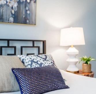 Mount Auburn Apartment | Stylish Flat in Walkable Downtown w Parking