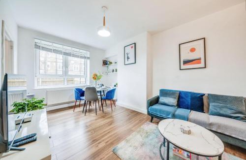Bermondsey Apartment | Stylish Flat, London Bridge, Free Weekend Parking