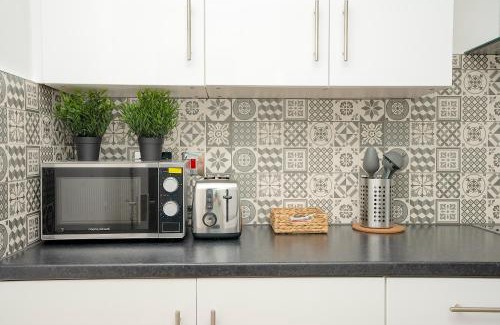 Holborn and Covent Garden Apartment | Stylish Flat Minutes from Covent Garden - West End