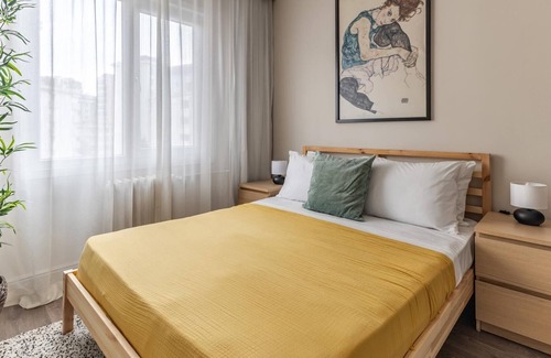 Caddebostan Mahallesi Apartment | Stylish Flat with Balcony 4 min to Bagdat Avenue