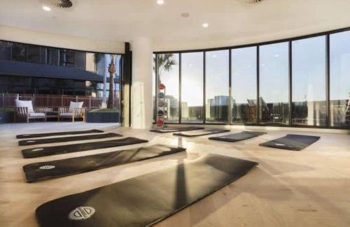 Fortitude Valley Apartment | Stylish Fortitude Valley Accommodation Sleeps 6 Resort Amenities