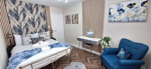 Seven Sisters Apartment | Stylish Gem Next Transport easy access Ctr London