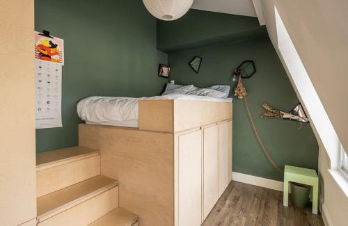 Homerton Apartment | Stylish Georgian loft 3beds in London