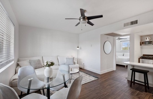 New Papago Parkway Apartment | Stylish Getaway Studio