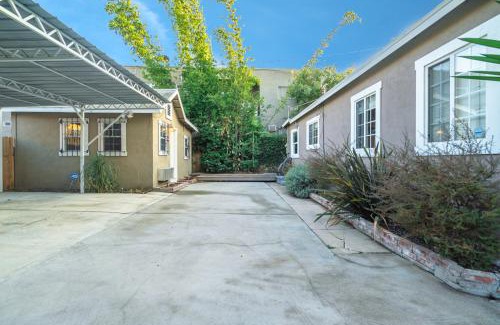 Hollywood Apartment | Stylish Guesthouse in the Heart of Hollywood with Free Parking