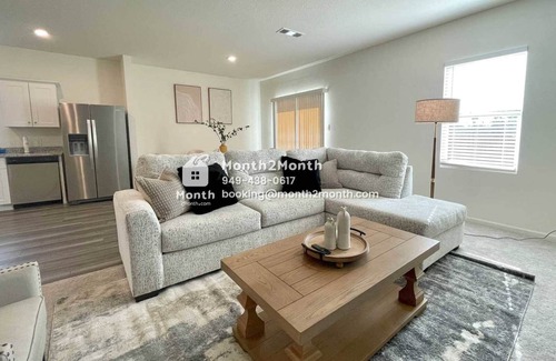 Edgecliff Village House | Stylish Haven on Glen Crossing Rd #42036