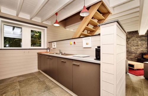 Houffalize House | Stylish Holiday Home in Houffalize with Sauna, Patio, Garden