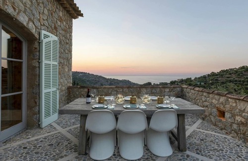 Deia Villa | Stylish holiday home with Deia views