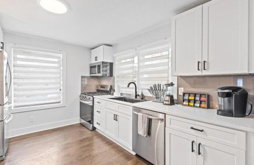 North Druid Hills Apartment | Stylish home by Emory TV in all 4 bedrooms