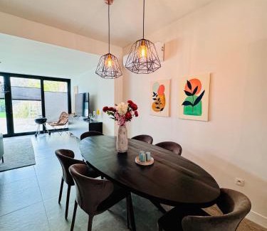 Lanaken Villa | Stylish Home near Maastricht Alicias house