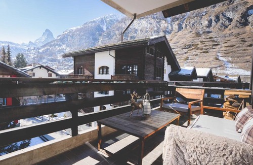 Zermatt Apartment | Stylish home with Matterhorn view in the center