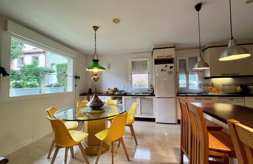 San Vicente de la Barquera Villa | Stylish Host San Vicente de la Barquera, villa with sea views