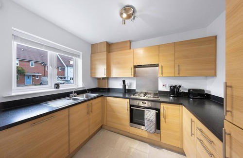 Dartford House | Stylish house in Dartford, London Zone 8