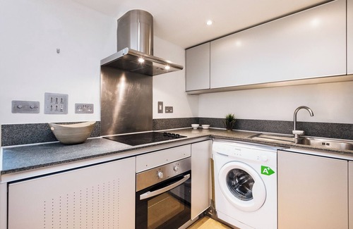 Lancaster Gate Apartment | Stylish Hyde Park Apartment