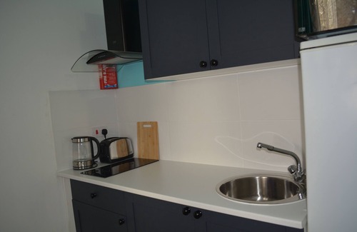 Fulham Broadway Apartment | Stylish Kensington Apartment