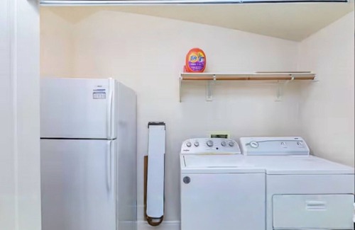 Lake Havasu City House | Stylish Lake Havasu Getaway – Steps to Windsor Beach & Boat Launch