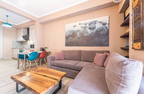 Neos Kosmos Apartment | Stylish Luxury Apartment near Acropolis at Neos Kosmos metro station