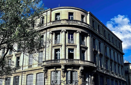 Ecusson Apartment | Stylish, modern apartment in the historic centre of Montpellier.