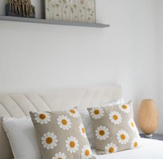Whitechapel Apartment | Stylish Modern Apartment by Aldgate East Station 4