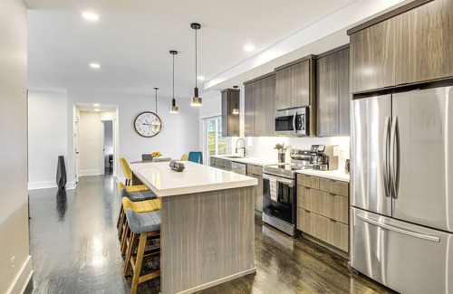 Lenexa House | Stylish & Modern Lenexa Haven w/Fire Pit & Deck!