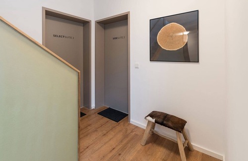 Eisenach Apartment | stylish, modern "SelectSuite" with balcony, central old town
