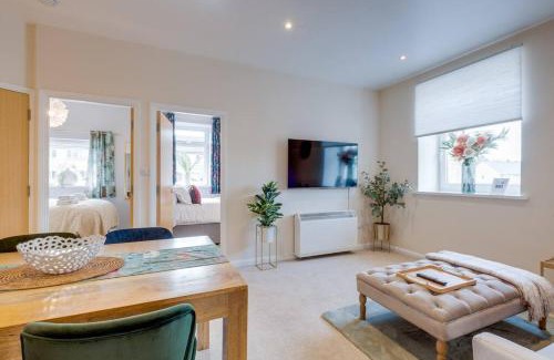 Carterton Apartment | Stylish Modern Town Centre Flat