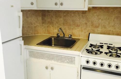 Downtown Montreal Apartment | Stylish Montreal Apartment Comfortable Stay in the Golden Square Mile