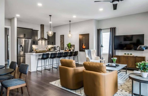 Nashville House | Stylish Nashville Home - Rooftop Deck and Hot Tub