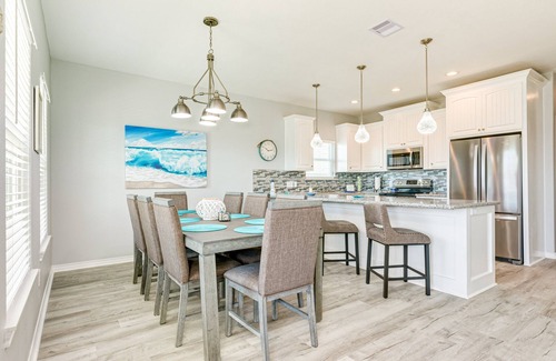 Port Bolivar House | Stylish | New-Build | Steps to Beach | Gulf Views