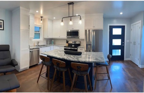 Beebe Plain House | Stylish new construction 2 bedroom house