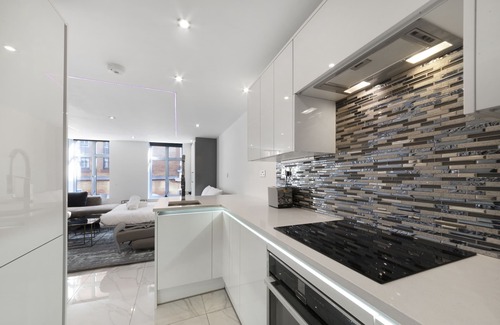 Fitzrovia Apartment | STYLISH NEW COVENT GARDEN FITZROVIA STUDIO SELF CONTAINED APARTMENT