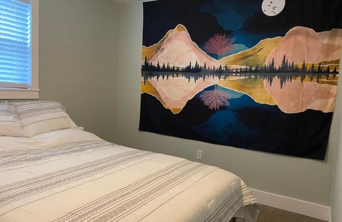 Columbia House | Stylish Newly Renovated
