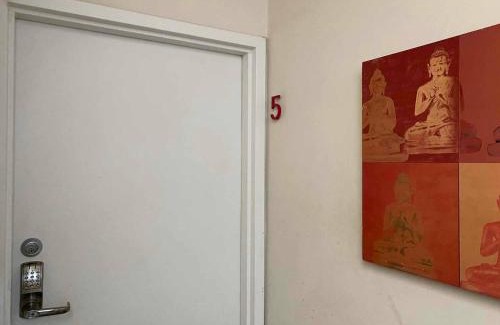 Lower Haight House | Stylish Nopa Penthouse, Remote Work Friendly