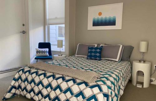 Lower Haight House | Stylish Nopa Penthouse, Remote Work Friendly