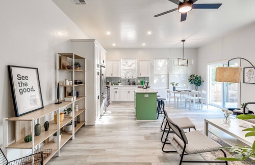 Central Oklahoma City House | Stylish OKC Duplex 2bed 2.5bath Unit B