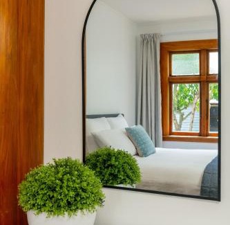 Blenheim House | Stylish on Severne