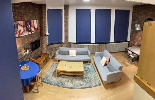 Manchester City Centre Apartment | Stylish Open Plan Loft in Manchester City Centre