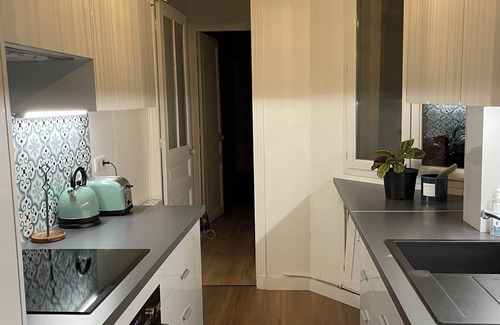 Flandres Apartment | Stylish Parisian apartment