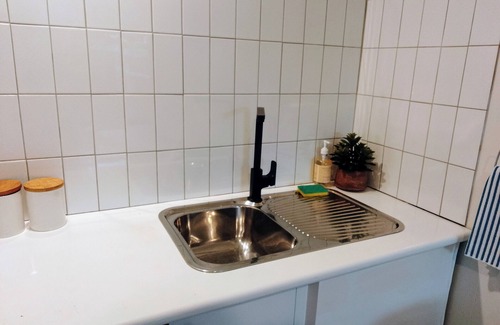 Long Gully House | Stylish, pet friendly in North bendigo