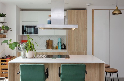 Victoria Condo | Stylish, pet friendly apartment in London Fields