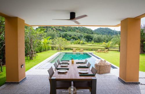 Klong Son Villa | Stylish Pool Villa 63F - Koh Chang