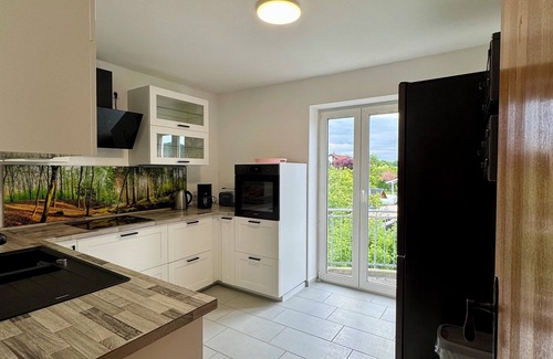 Stadtsteinach Apartment | Stylish relaxation oasis on the mountain: quiet & modern - Elli M18