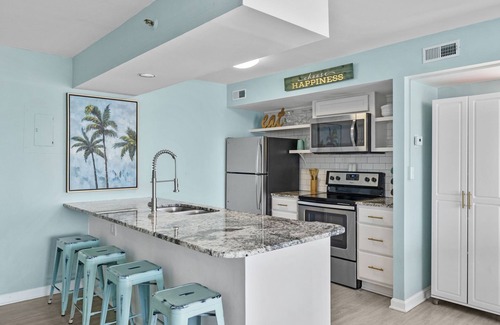 Cherry Grove Beach Condo | ~*STYLISH & RENOVATED!*~ DIRECT OCEANFRONT 2BR/2BA CONDO COMFORTABLE & CLEAN