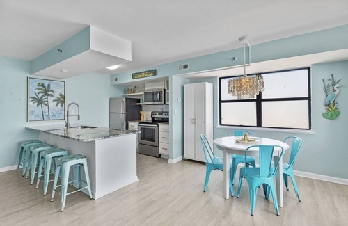 Cherry Grove Beach Condo | ~*STYLISH & RENOVATED!*~ DIRECT OCEANFRONT 2BR/2BA CONDO COMFORTABLE & CLEAN