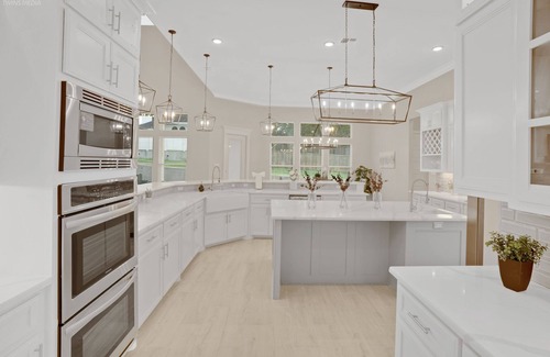 Robstown House | Stylish Retreat near Park & Beach-Designer Kitchen