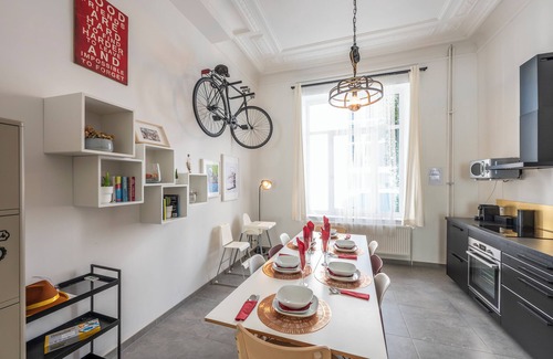 Quartier des Quais - Kaaienwijk Apartment | Stylish Spacious 3 Bedroom Duplex In Brussels | Superb Location