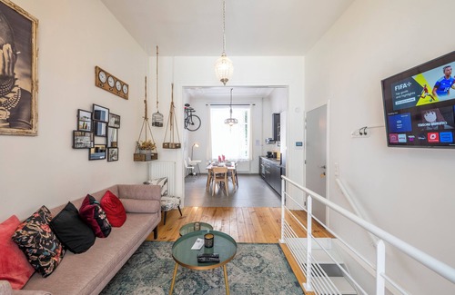 Quartier des Quais - Kaaienwijk Apartment | Stylish Spacious 3 Bedroom Duplex In Brussels | Superb Location